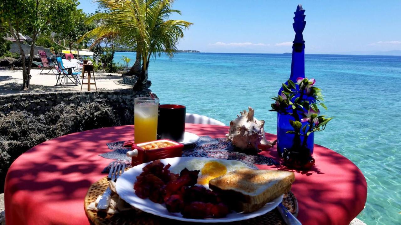 Moalboal T Breeze Coastal Resort Buitenkant foto