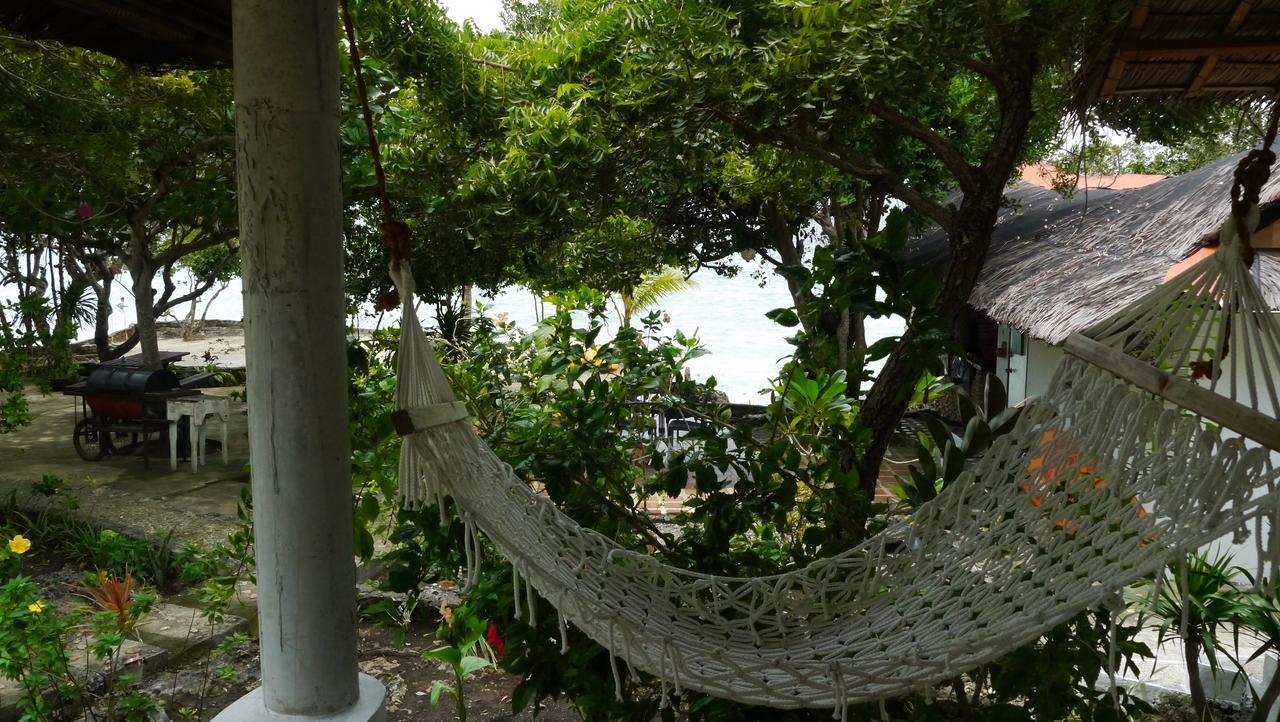 Moalboal T Breeze Coastal Resort Buitenkant foto