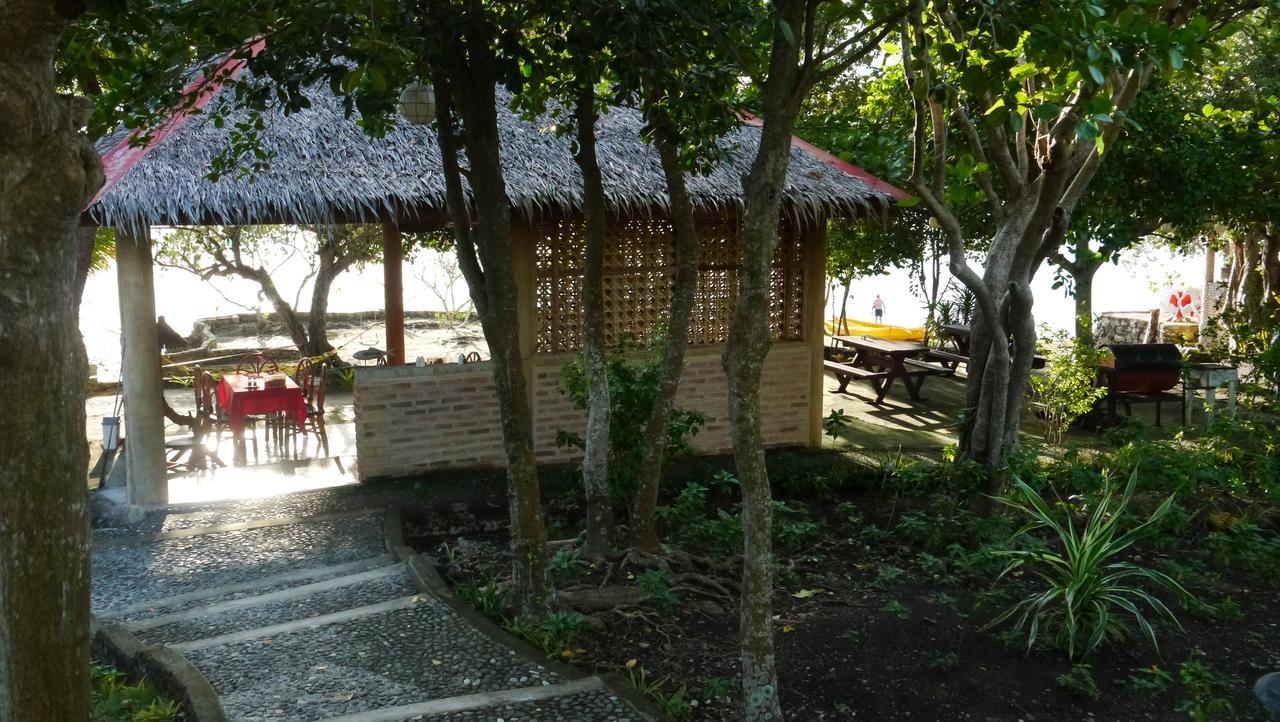 Moalboal T Breeze Coastal Resort Buitenkant foto