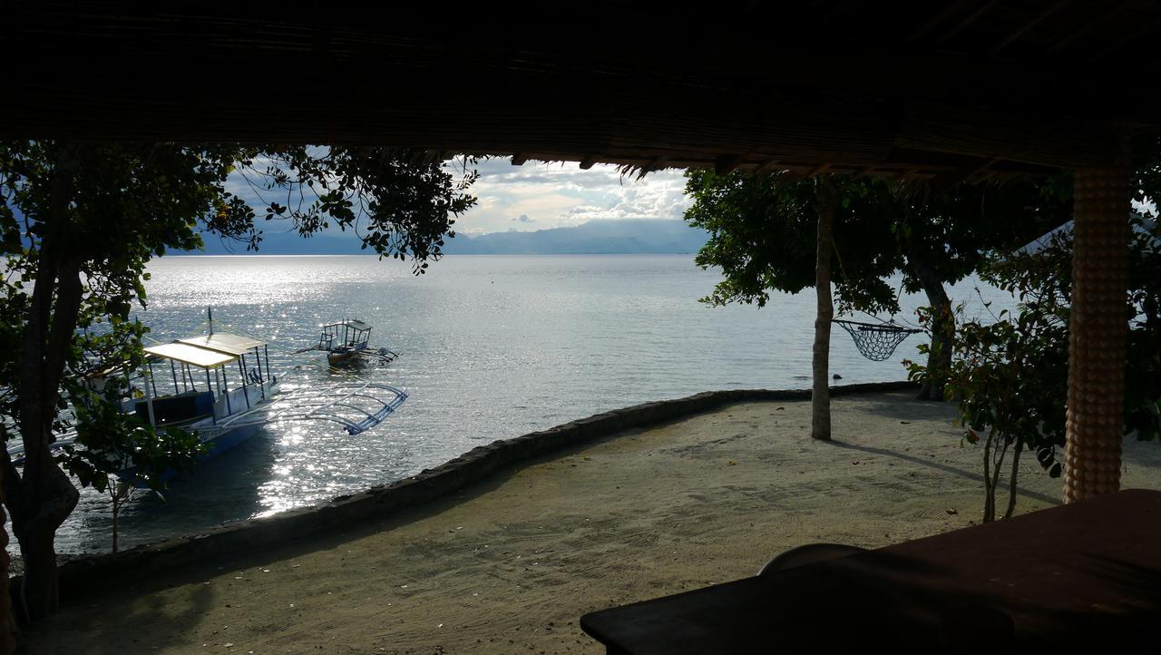 Moalboal T Breeze Coastal Resort Buitenkant foto